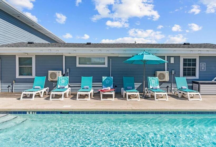 ホテル Loggerhead Inn And Suites