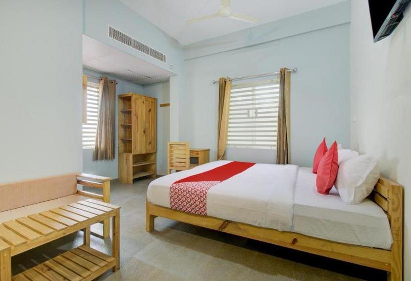 فندق Oyo 78010 Beach Residency