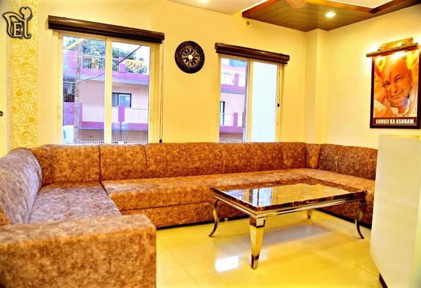 Fabhotel Elgrovia