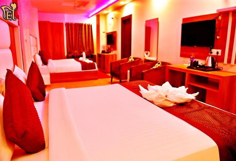 Fabhotel Elgrovia