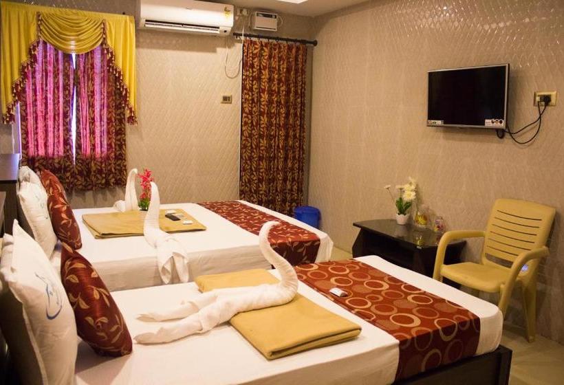 ホテル Brindavan Residency