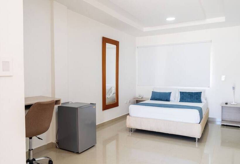 هتل Corozal Plaza