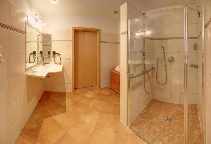 Отель Gasthof Metzgerei Hirschbichler   Chiemgau Karte