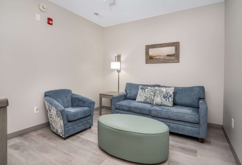 Отель Lighthouse Suites   Best Western Signature Collection