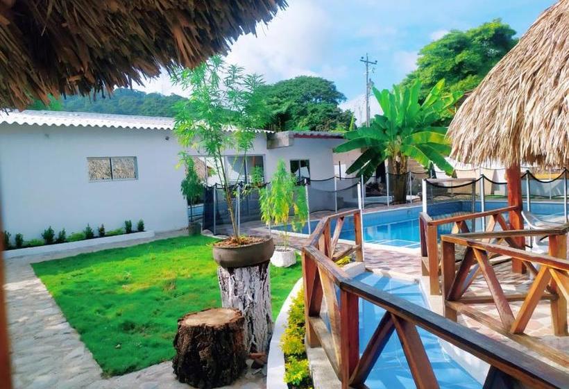 پانسیون Hostal La Sierra Nevada