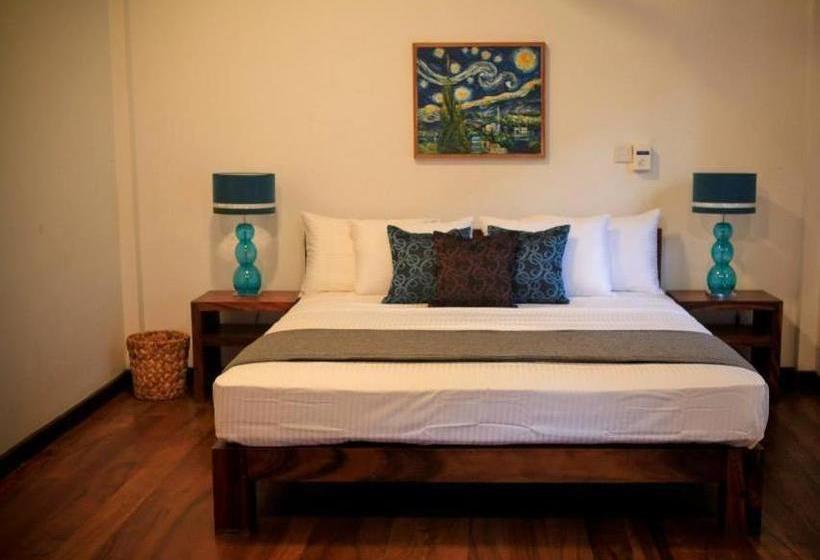 Bed and Breakfast Hill Residencies