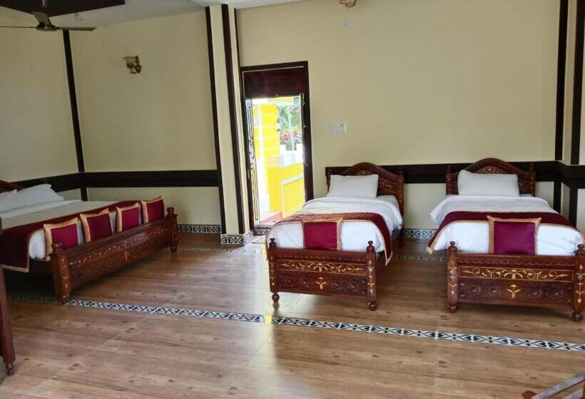 Hillfort Hotels & Resorts Yelagiri