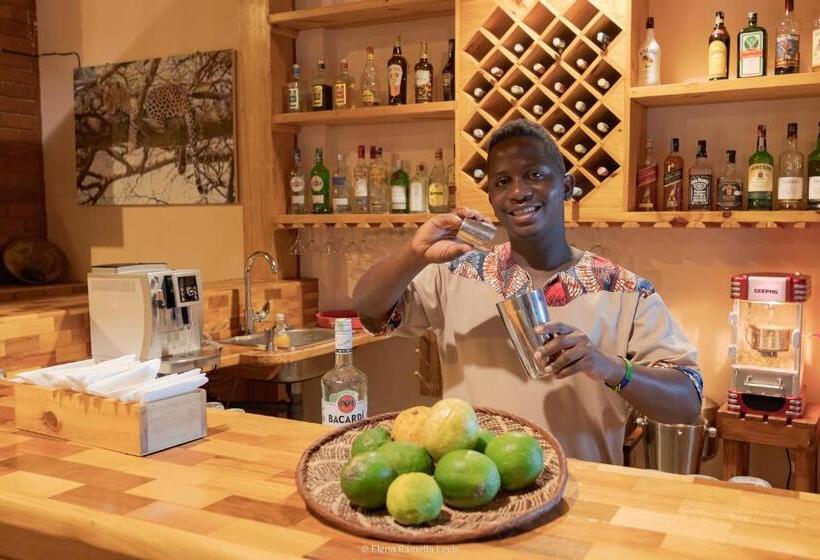 Отель Ngorongoro Marera Mountain View Lodge