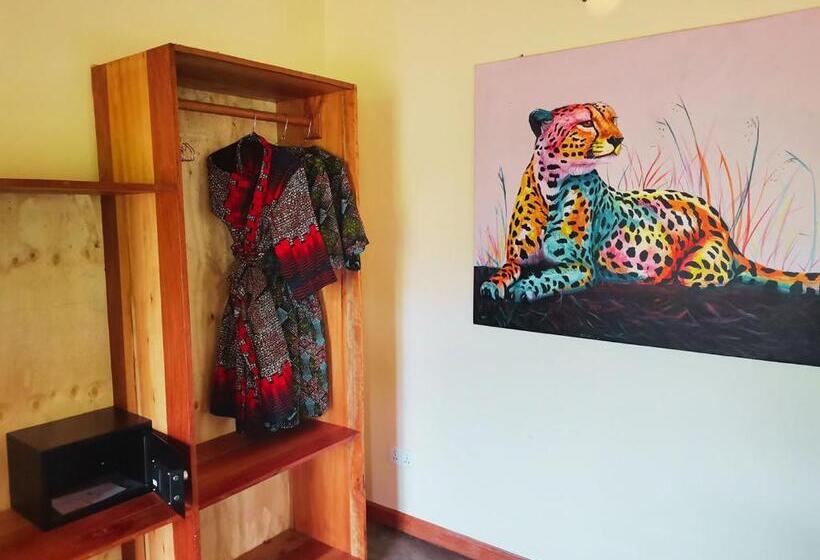 Отель Ngorongoro Marera Mountain View Lodge