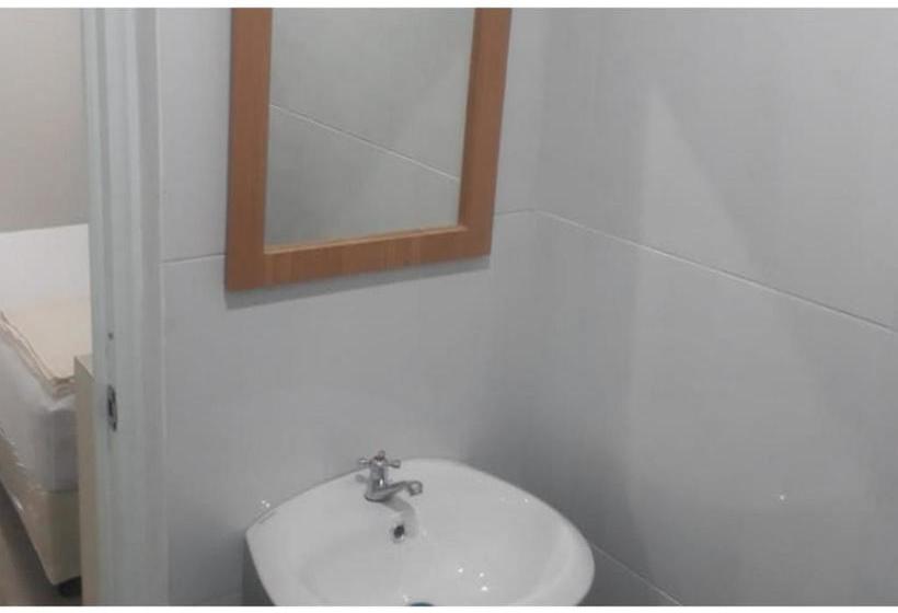 فندق Paving Residence Manado Redpartner