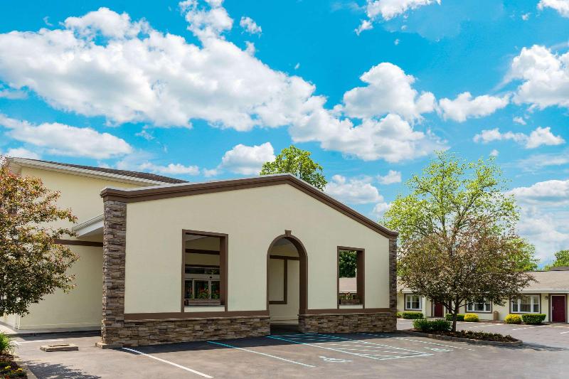 فندق Rodeway Inn Poughkeepsie