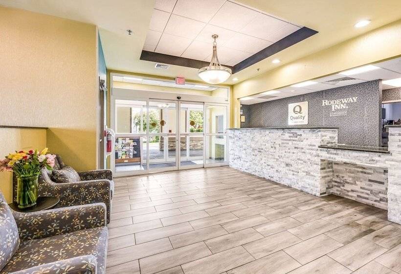 فندق Rodeway Inn Poughkeepsie