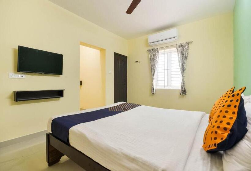 בית מלון כפרי Spot On 77128 Siva Residency