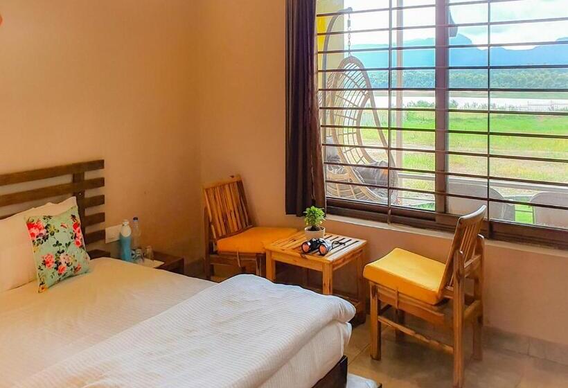 ホテル The Satpura Panchtatva Villa