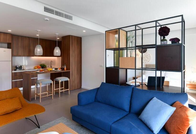 Oscar Concept Apartments