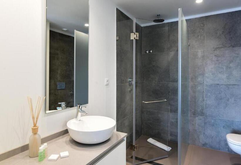 Oscar Concept Apartments
