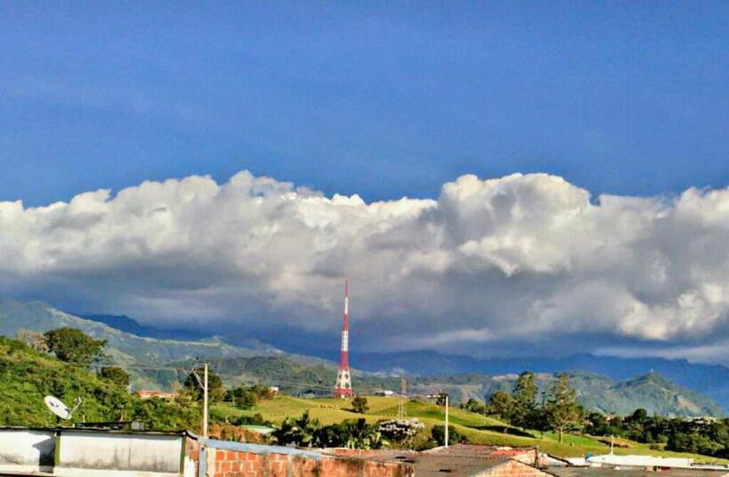 هاستل Aroma Cafetera