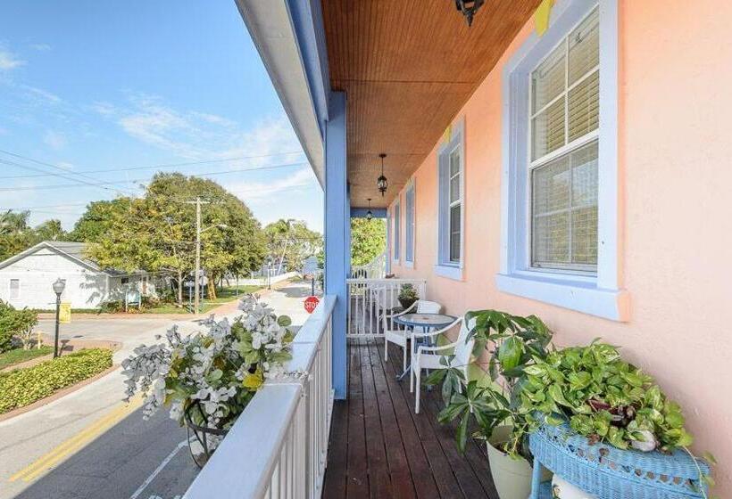 فندق صغير Old Colorado Inn