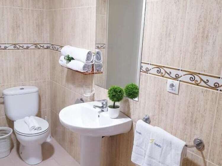 فندق M5 Valencia Aeropuerto