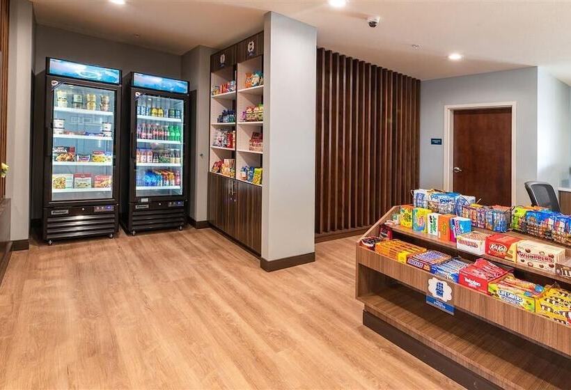 هتل Mainstay Suites Carlsbad South