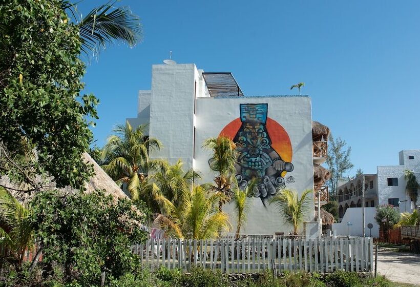 هتل Mayari Holbox