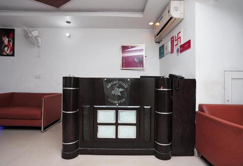 فندق Oyo 40418 Pawanputra