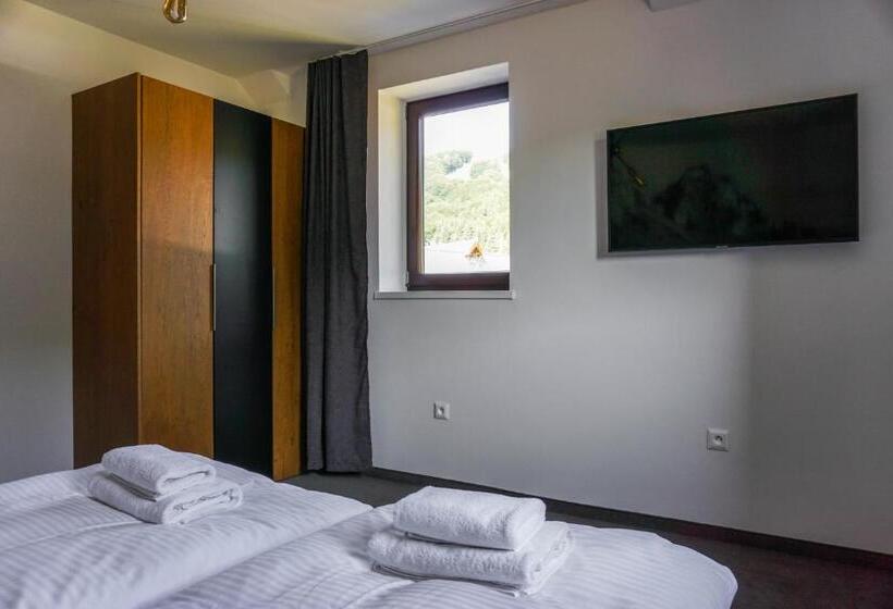 펜션 Apartmány Golf&ski