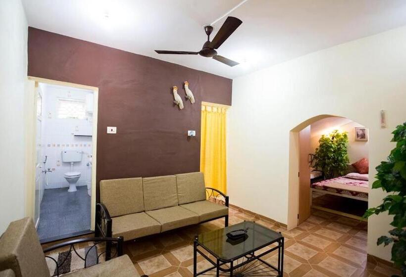 Pensão Darryl Ribeiro S 2bhk & 3bhk Apartment In A Villa