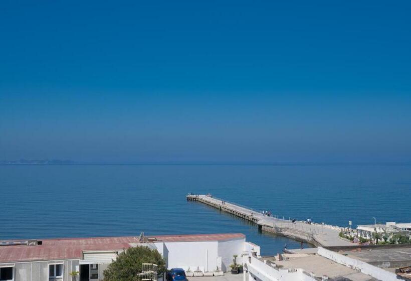بنسيون Naro Suites And Rooms