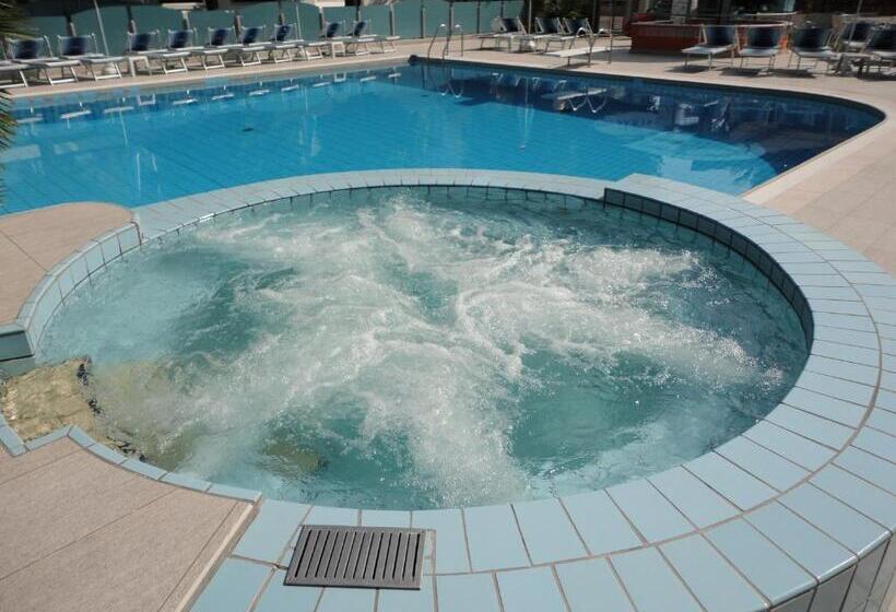 هتل Paris Resort