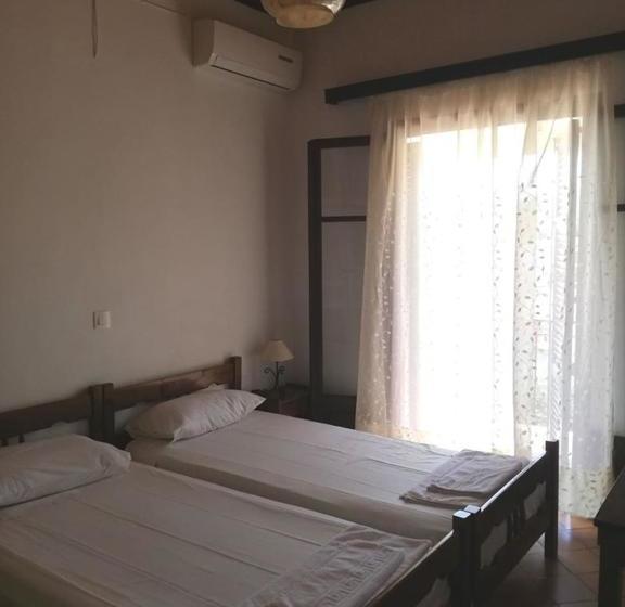 Dimitrakis Apartments