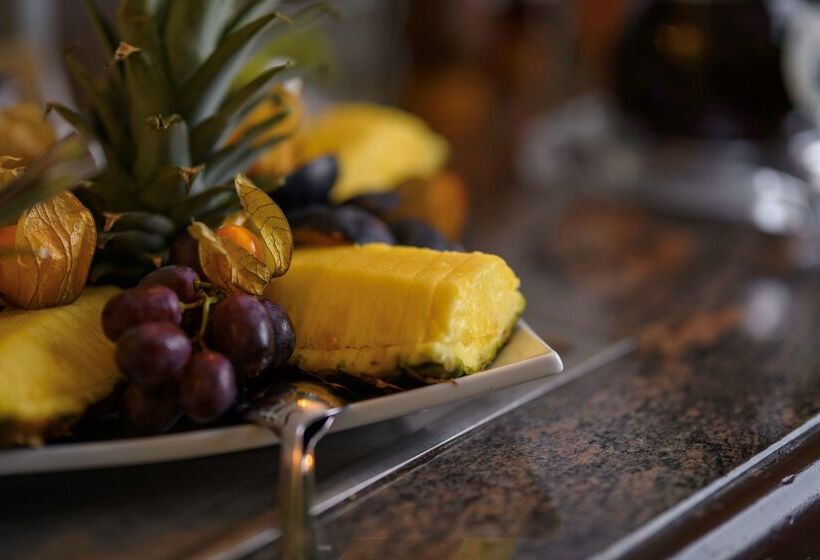 Отель Berlin Mitte By Campanile