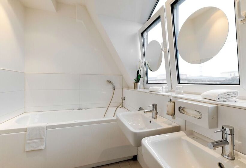 Отель Berlin Mitte By Campanile