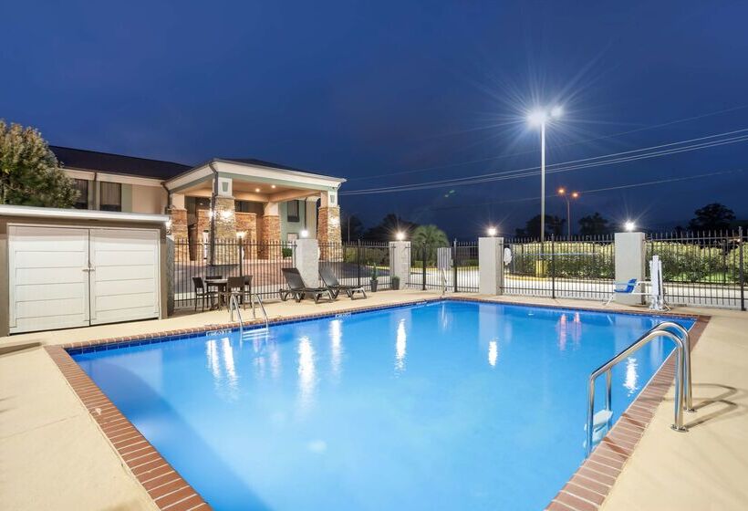 בית מלון כפרי Best Western Bayou Inn