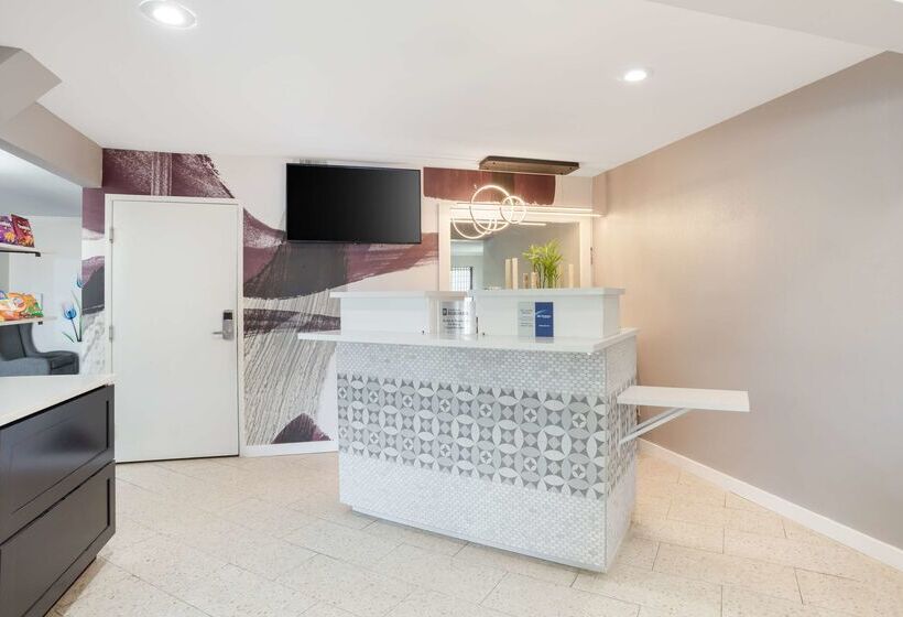 בית מלון כפרי Best Western Bayou Inn