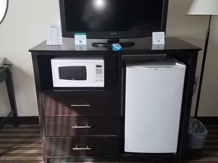 هتل Best Western Plus Newark/christiana Inn