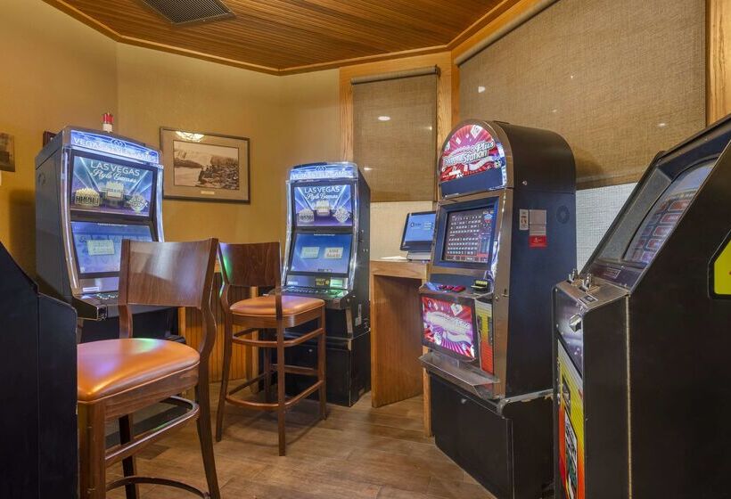 هتل Best Western Plus Ramkota