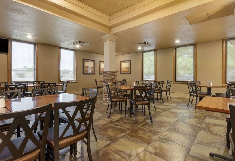 هتل Best Western Plus Ramkota