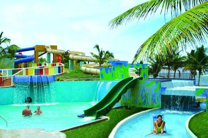 هتل Coconut Bay Beach Resort & Spa All Inclusive