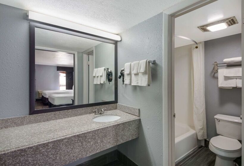 호텔 Econo Lodge Near The Domain   The Arboretum