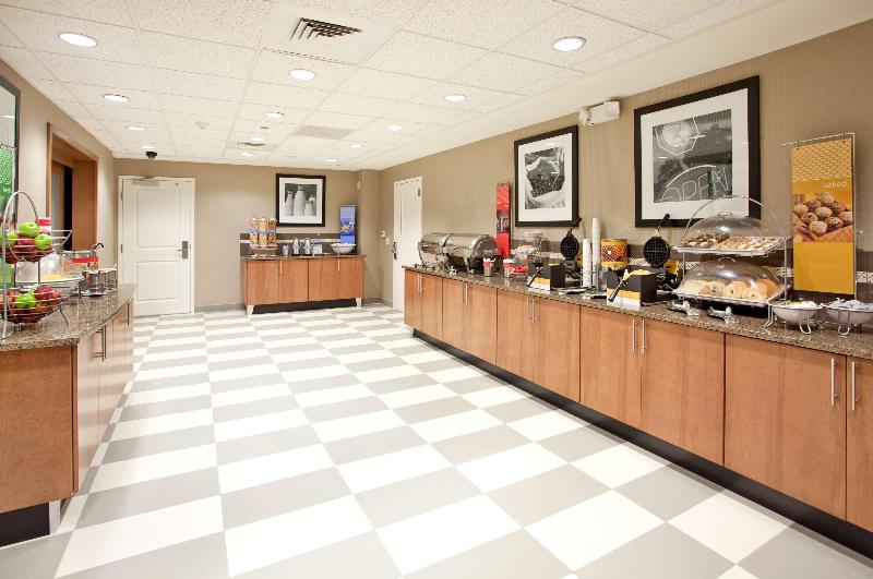 בית מלון כפרי Hampton Inn & Suites Phoenix Glendale Westgate