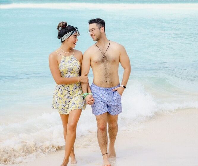 هتل Ixchel Beach