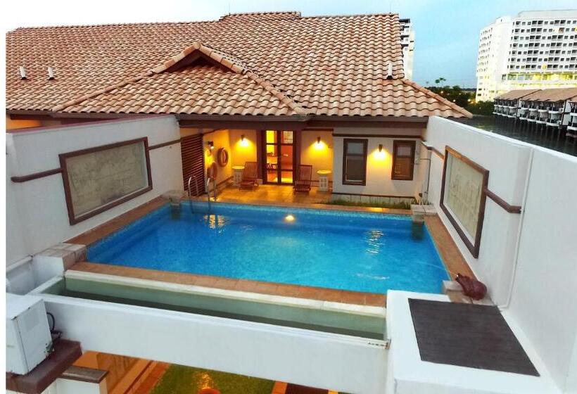 هتل Lexis Port Dickson