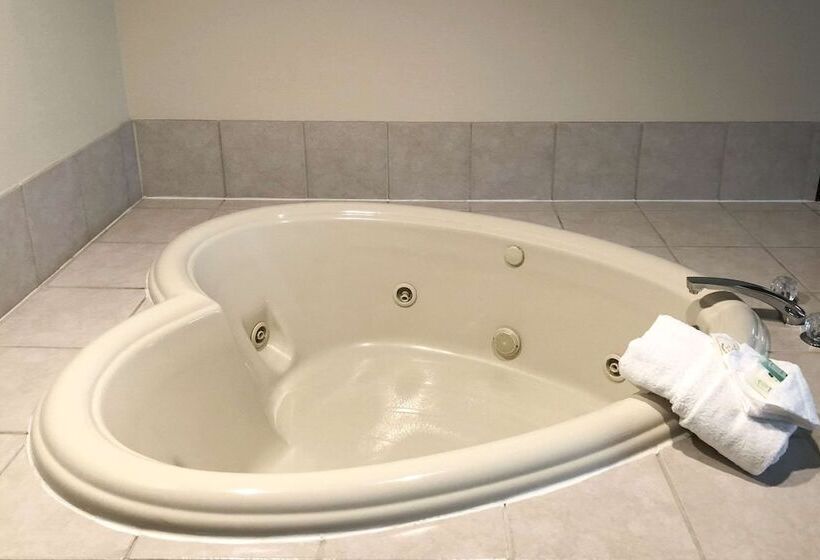 فندق Quality Inn & Suites Boone   University Area