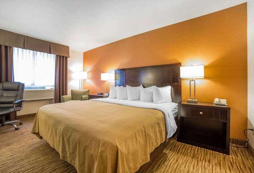 فندق Quality Inn