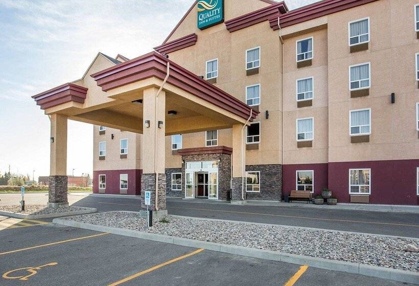 בית מלון כפרי Quality Inn & Suites