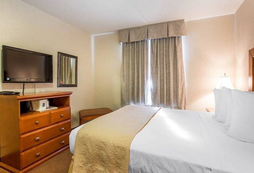 בית מלון כפרי Quality Inn & Suites