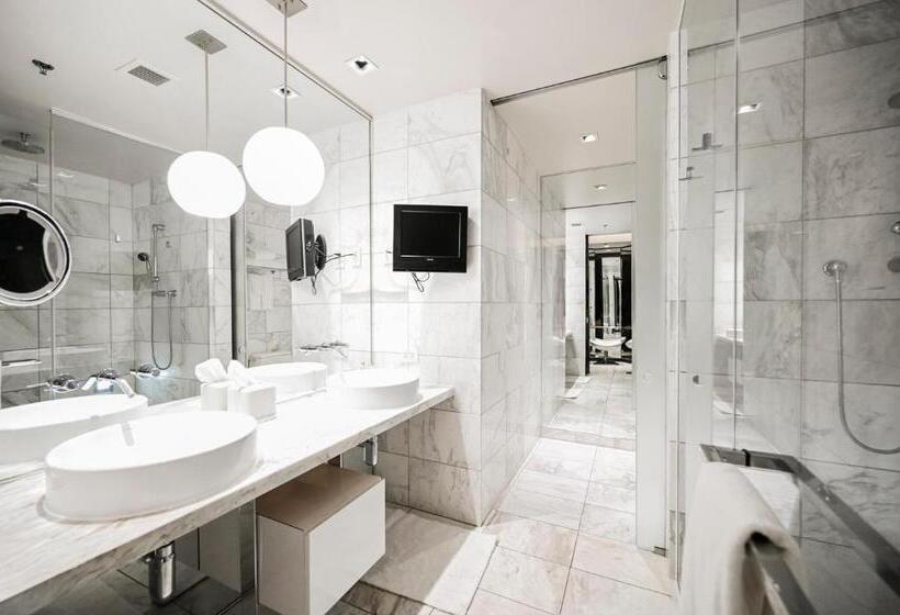 هتل Stripviewsuites Two Bedroom Conjoined Suite At Palms Place