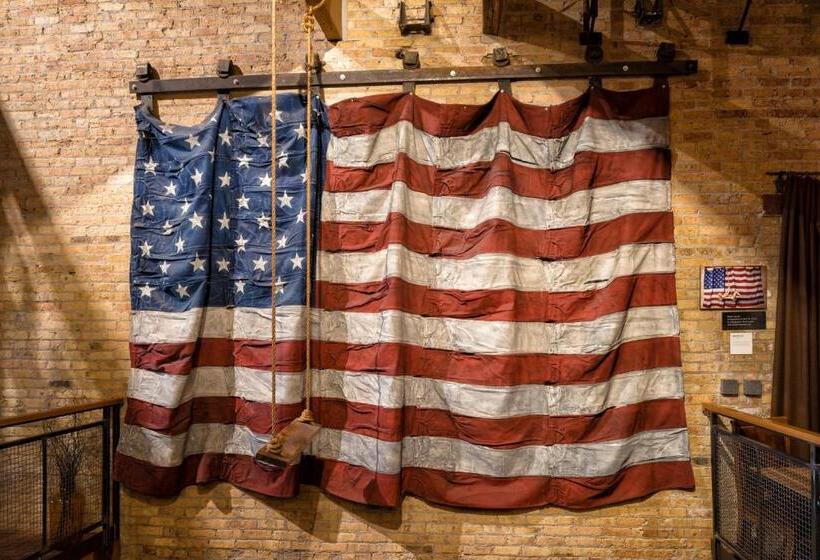 هتل The Iron Horse