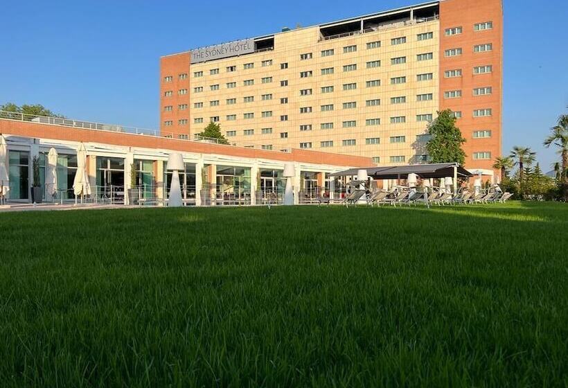 Отель The Sydney